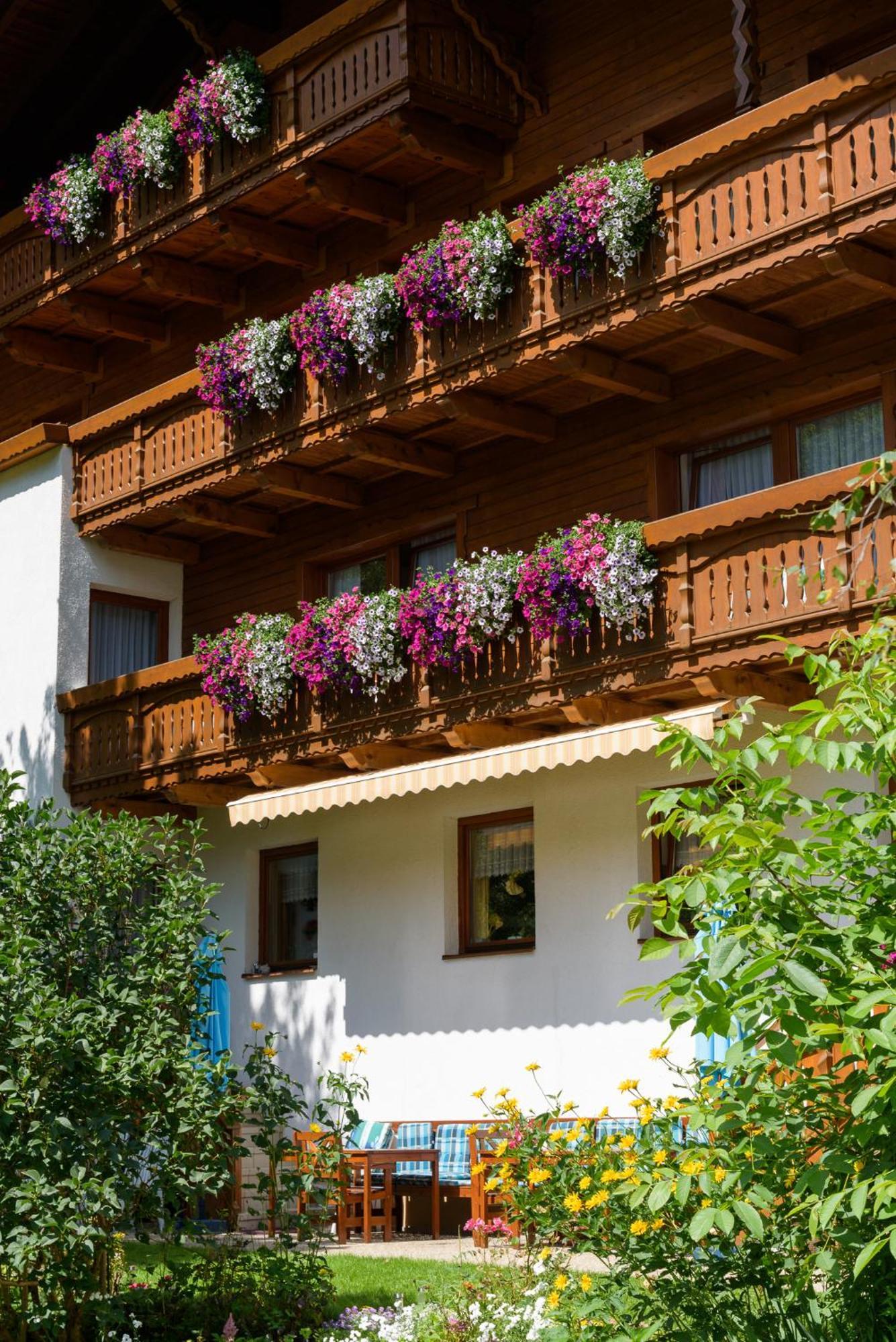 Hotel Gsallbach كاونرتال المظهر الخارجي الصورة